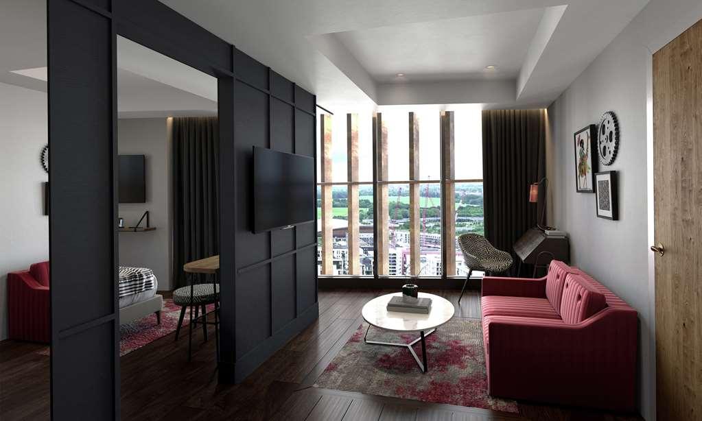 The Gantry London Curio Collection By Hilton Hotel Room photo